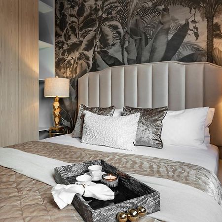 Qult - Orient Express Apartment Bukares Bagian luar foto