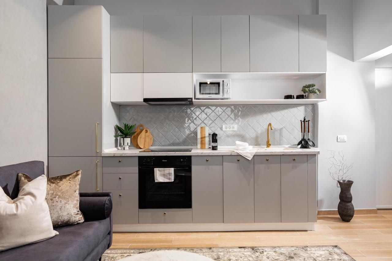 Qult - Orient Express Apartment Bukares Bagian luar foto
